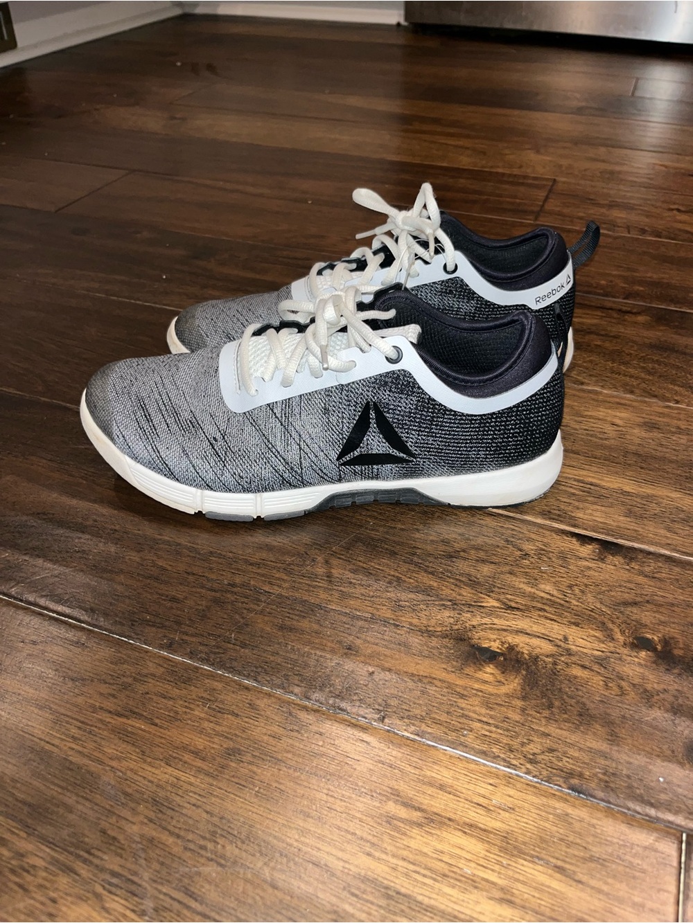 Reebok Men’s Training Sneakers - Gray & Black